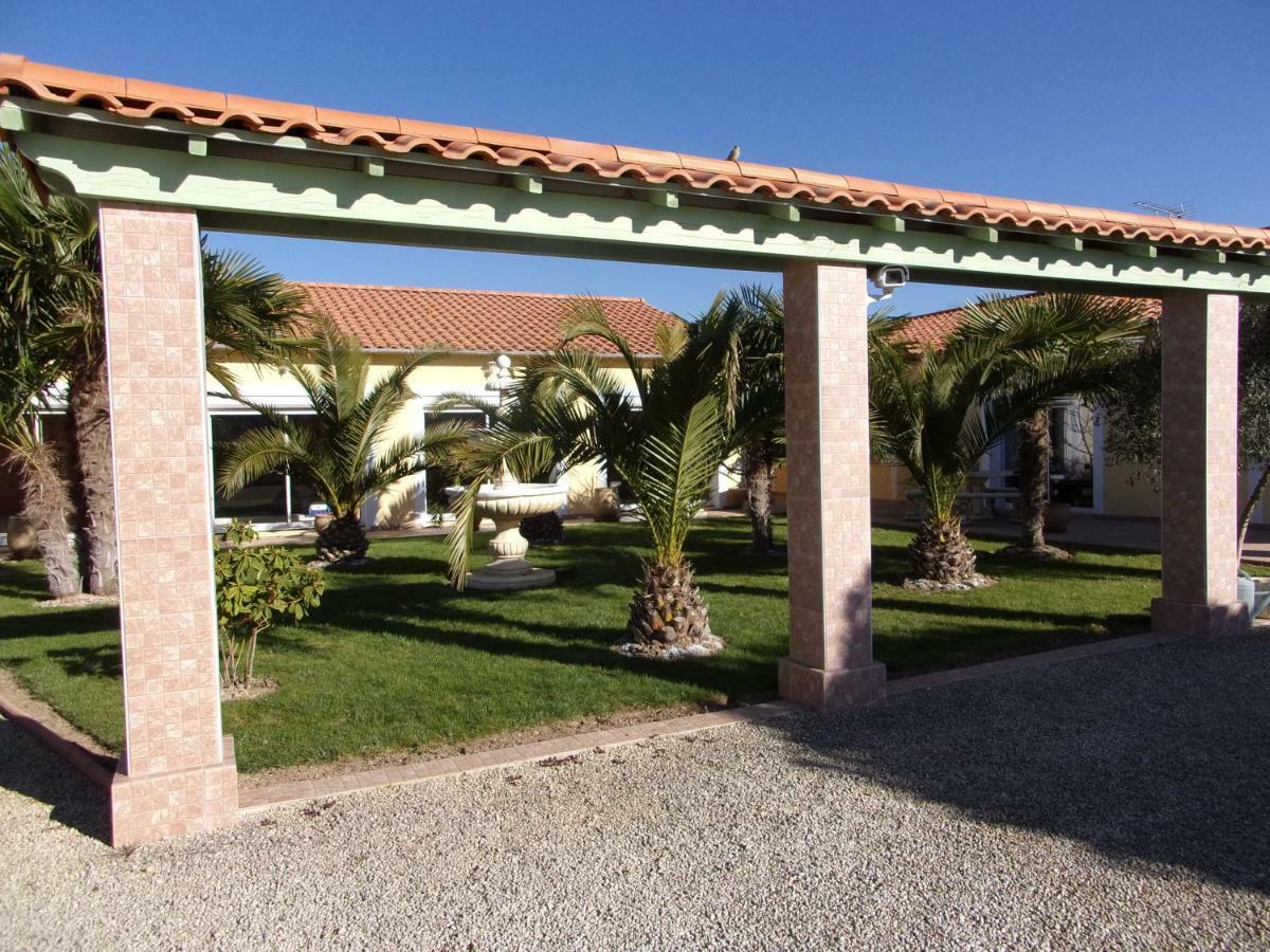 19 Rue Du Cadran Montmorillon Exterior foto