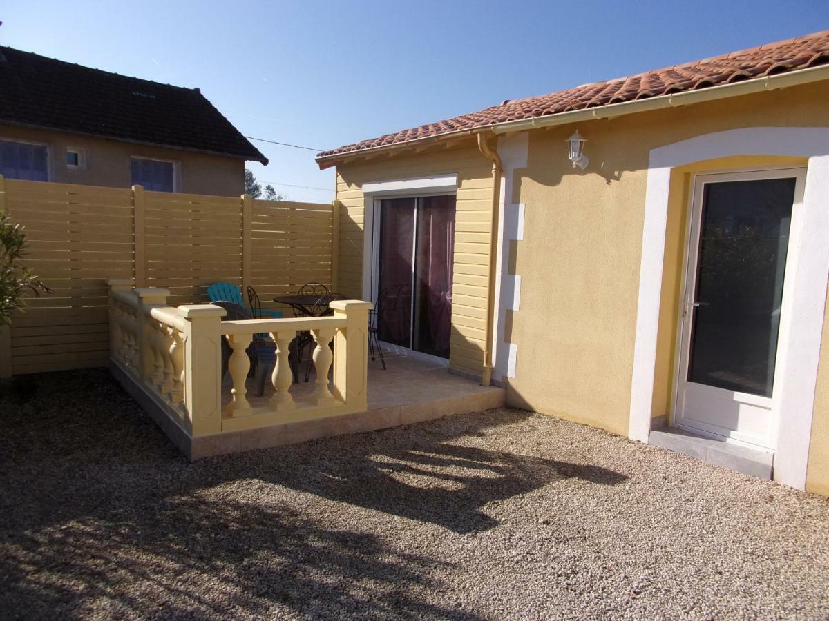19 Rue Du Cadran Montmorillon Exterior foto